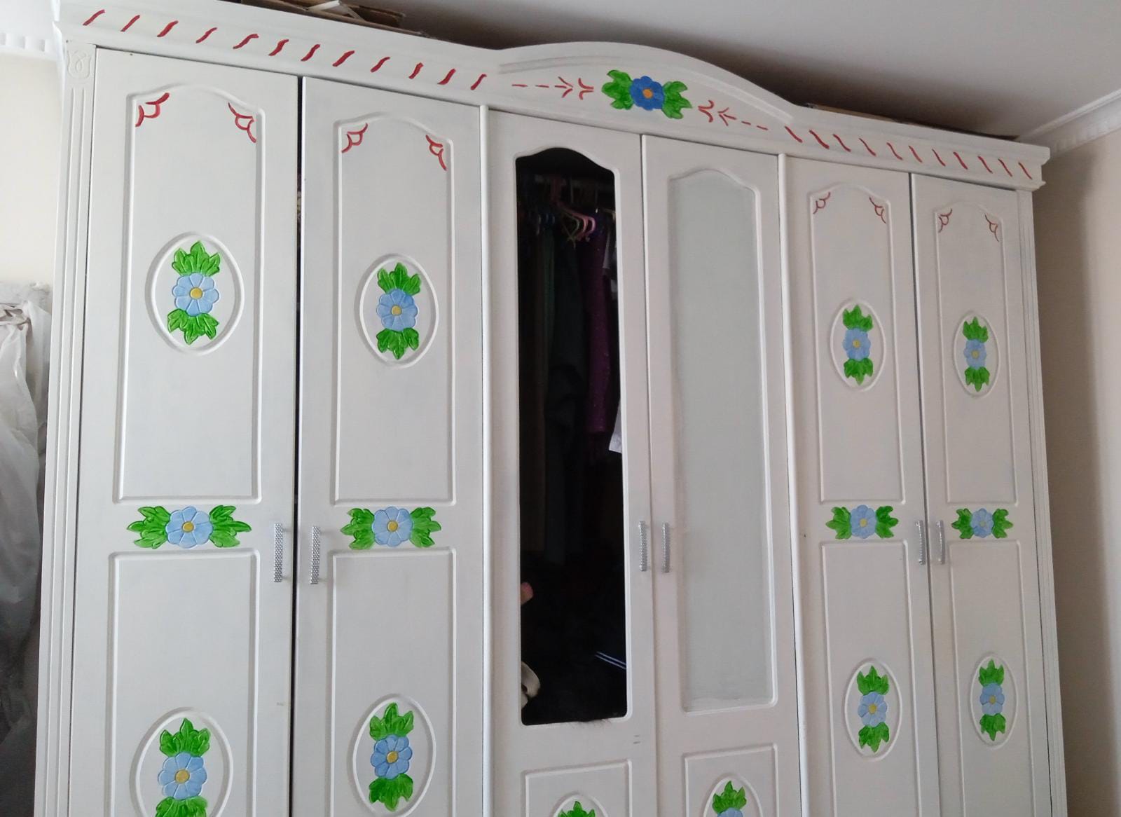 İKEA ÇOCUK DOLABI ELBİSE DOLAP