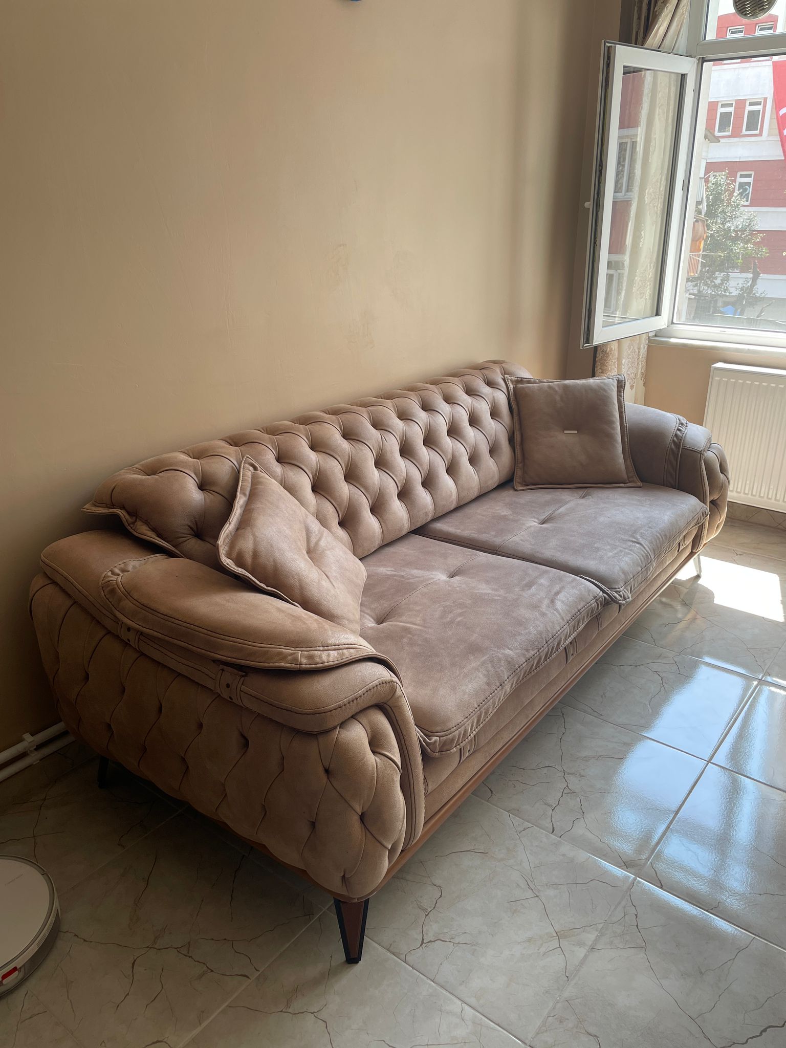 İKİNCİ EL DERİ KANEPE KOLTUK