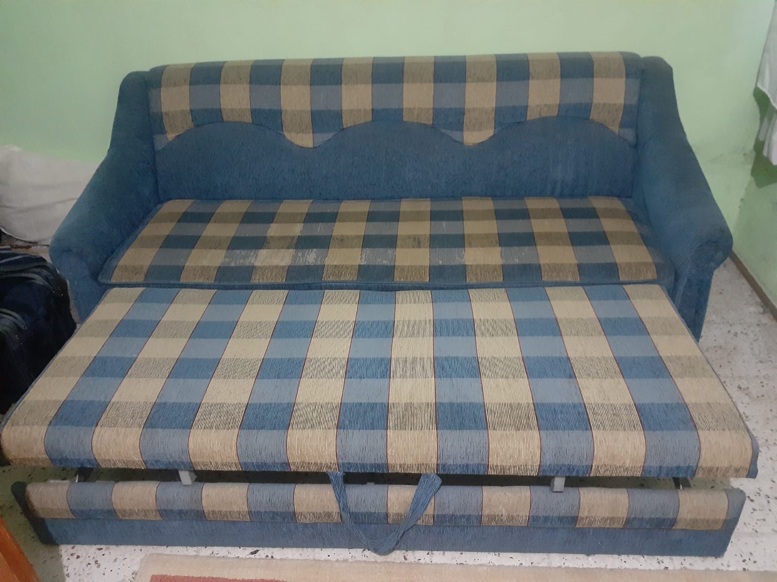 yatak olan çekyat sandıklı